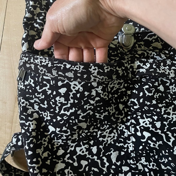 Baggu drawstring backpack in Static print - Picture 7 of 14